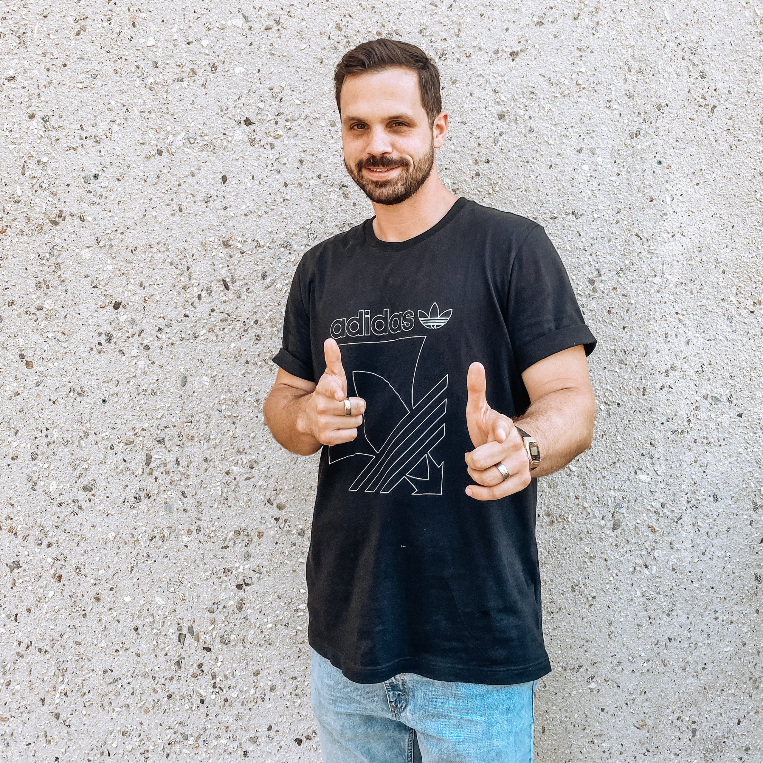 KYLE THOMAS
